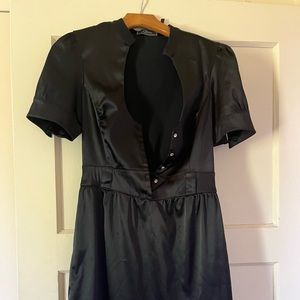 Guess brand dress. Silk like material size 7